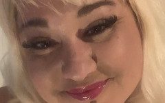 BlancaGirlBBW: Só eu fazendo maquiagem me preparando para fazer uma sessão...