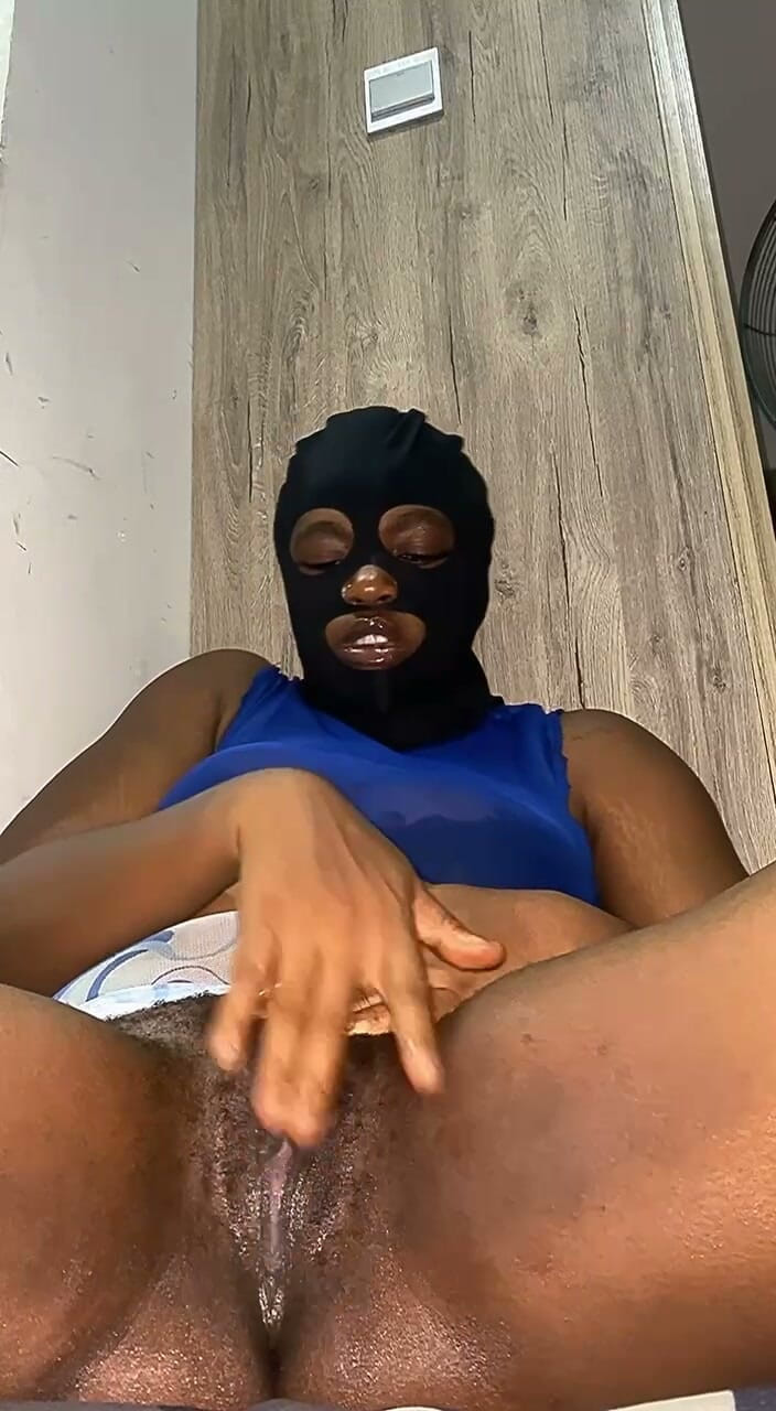 BBCBLACKGAY: My Pussy It so Wet and Juicy