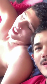 Kekasih saya dapat blowjob apabila isterinya meninggalkan rumah!