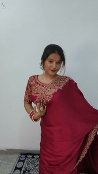 Sari Dziewczyna Pooja