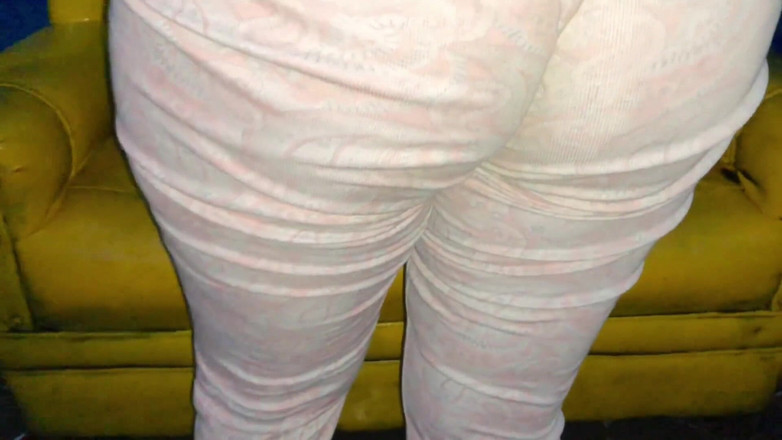 Majda Arabic: サウジアラビアの痙攣アラブの妻