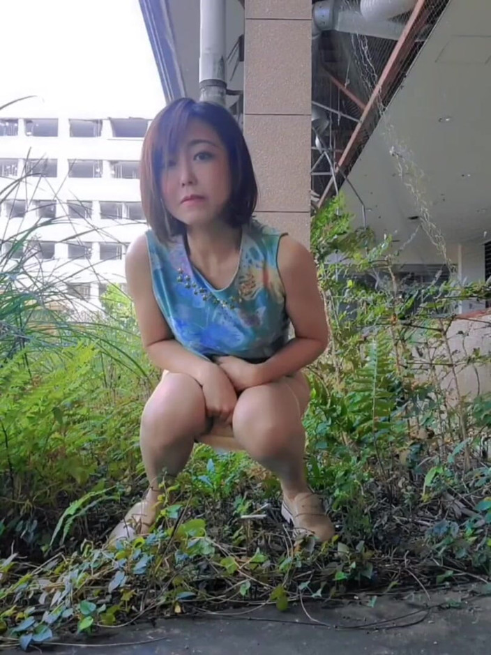 Mayumi Kanzaki: Pendedahan luar dan kencing