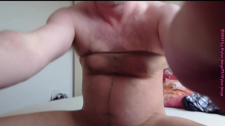 Carmen_Nylonjunge: Kırık orta yaşlı seksi kadın