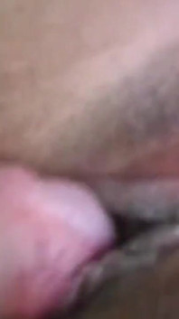 La envie de mon ami a envoyé cette vidéo de moi en train de baiser mon amant à mon copain. Je suis une pute, mais je n’ai pas besoin de l’envoyer à mon garçon