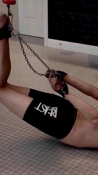 Sheela Sinner tanpa hati dalam perhambaan hogtied bahagian 1