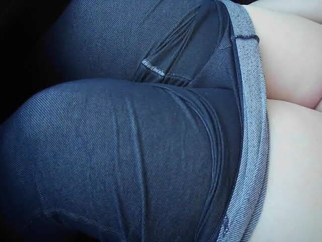 AmateurBBW: In macchina auto-cura