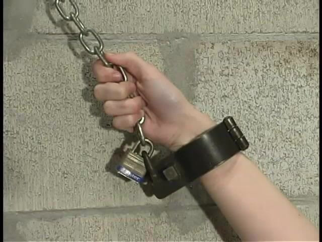 Hogtied by Kink: Ковбойши