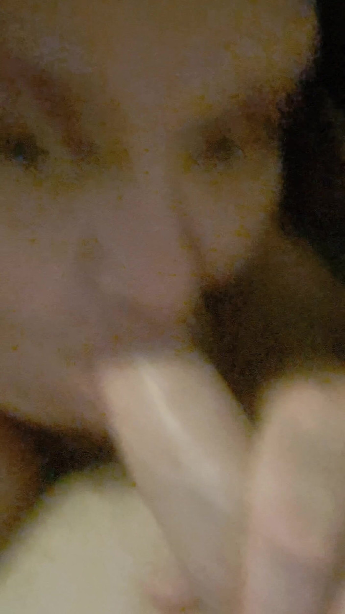 MAGLIGHTGIRL69: Maglightgirl69 yarak yakın çekim emiyor!