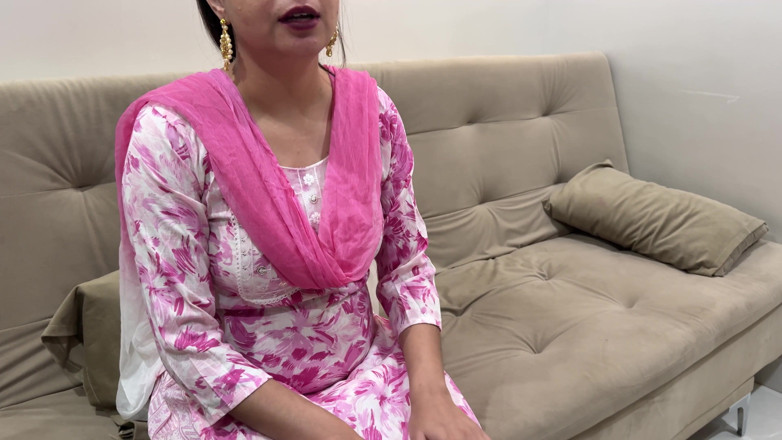 Hornycouple149: Indický sexy bhabhi sex s krejčím pánem (hindský zvuk)