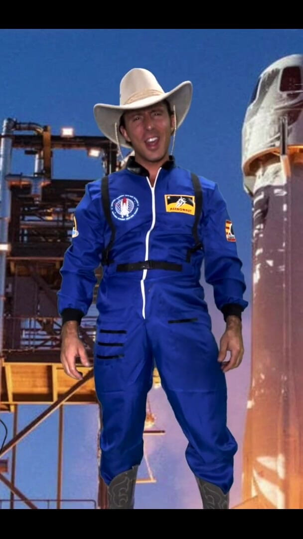 Reese Rideout: Space Suit Jack off