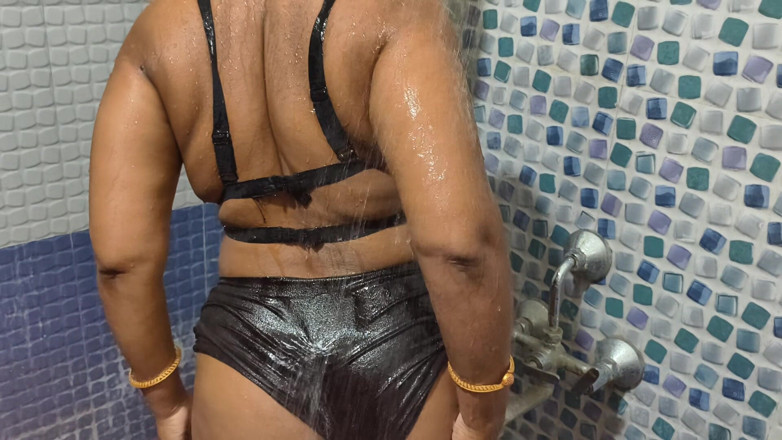 Kavita _zawazawi: 德西印度 marathi kavita 裸体浴与毛茸茸的和啪