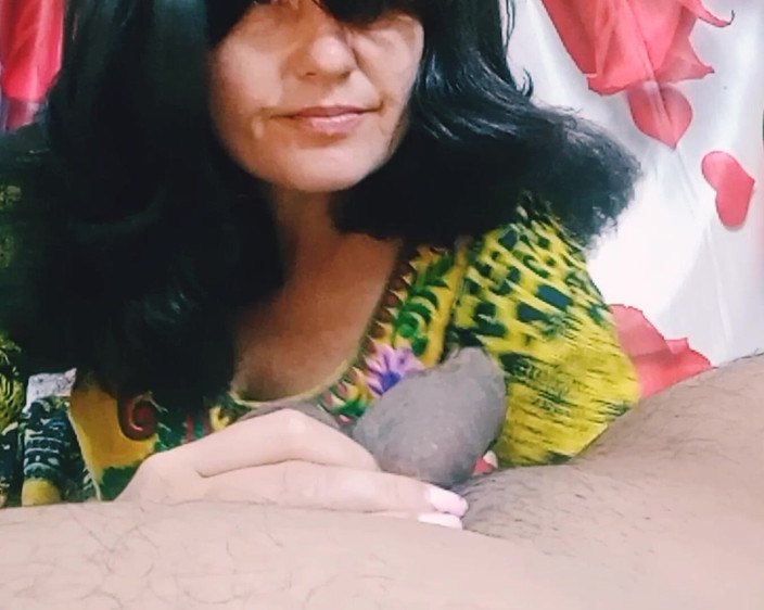 Bolly Karma: Aféra s nevlastní matkou kamaráda