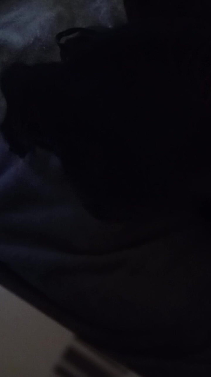 Cuminpanties22: Ejaculare groasă în Prietenii Mei Black Împinge în sus sutien