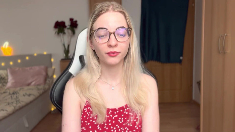 Goddess_Bella_Rae: Comment bien servir une maîtresse