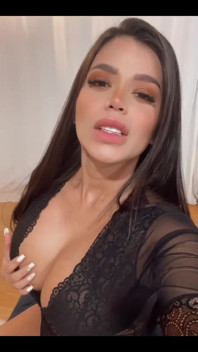 Who Is Horny Here Like Me?
