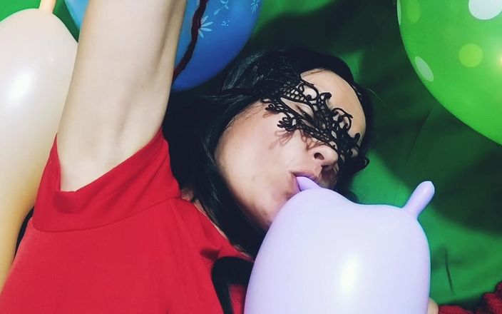 Bolly Karma: 美しい妻はセックスの準備ができています。