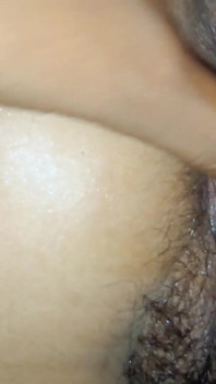 Sâu clouse lên