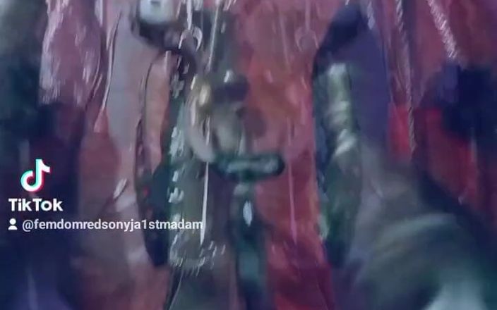 Dominatrix Redsonyja: 总是捆绑SM游戏和灵魂在我总是玩。享受它