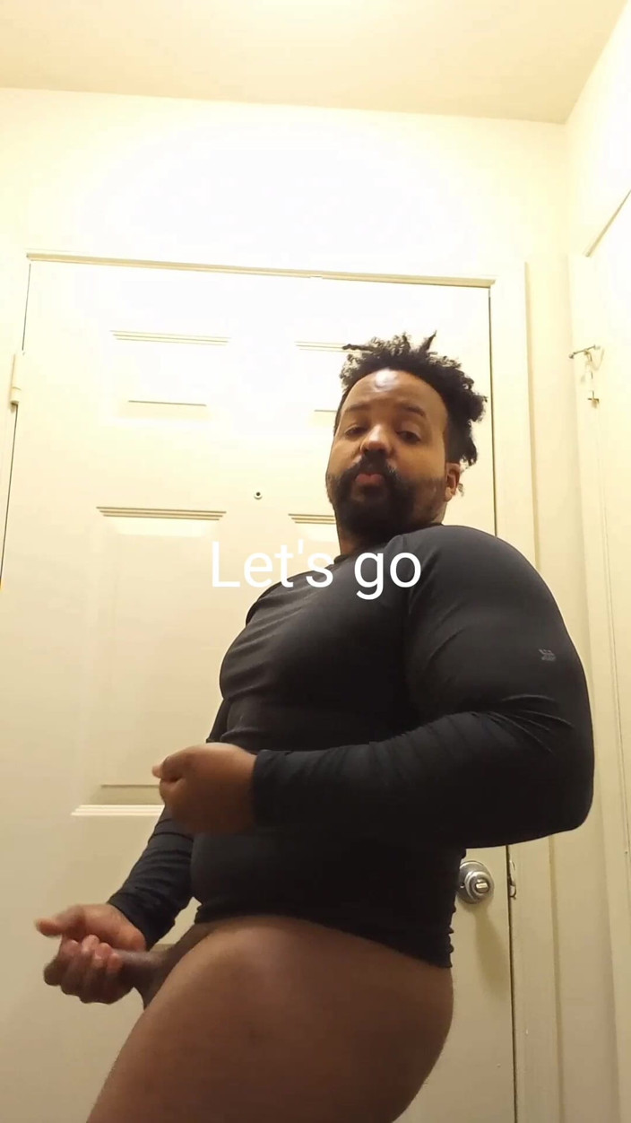 Eddie Venezuela: Stepdaddy Dances, Beats His Dick and Shoots a Loaf