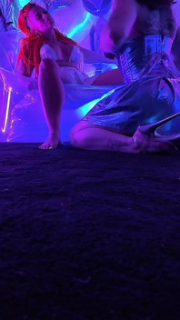 이 세상 소녀의 소녀