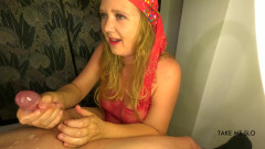 TakeMeSlo: Se eu continuar te masturbando, você vai gozar duas vezes?