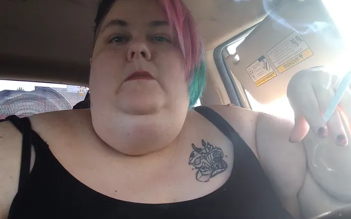 Kitty Delgato: Car smoking and burps, tummy rumbling and even a farting
