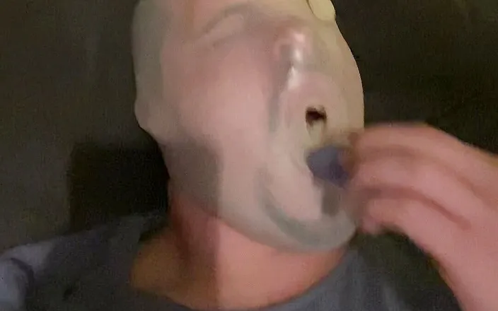 ButHoleDildoLover: My first breathplay experience part 1