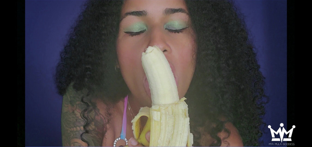 Don't You Just Love My Lips? (Mya Mula Goddess) Don't You Just Love My Lips? (Mya Mula Goddess)