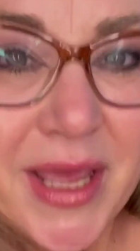 Séance de dirty talk avec une MILF BBW