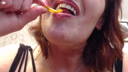 dawnskye1962: V200 menggigit lidah, permintaan khusus dawnskye dengan bibir gigi