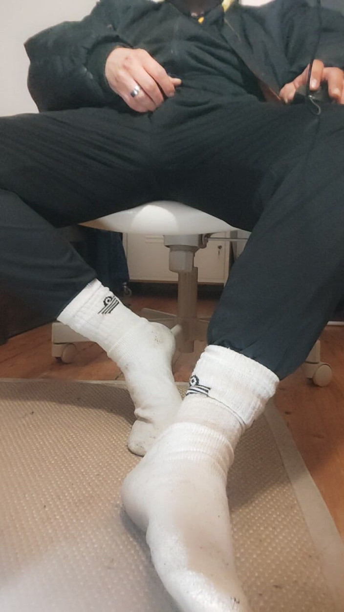 SmokedAlloy2: Dirtyjunkbro Hat Feierabend... Stinkige Socken