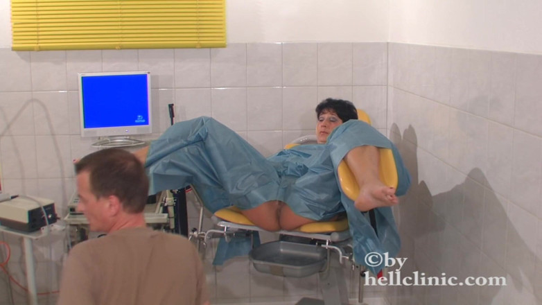 Rubber & Clinic Studio - 1ATOYS: Xtreme anal exam fantasy