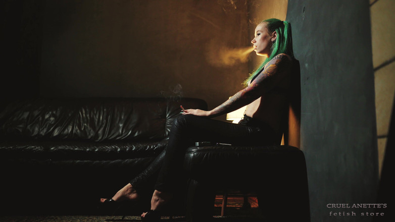 Cruel Anettes fetish world: Sám Po Dlouhém Dni