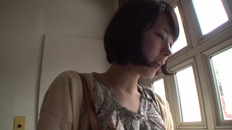 Asian Mature Climax: Cewek rambut pendek rambut cokelat dijemput dan nyepong kontol