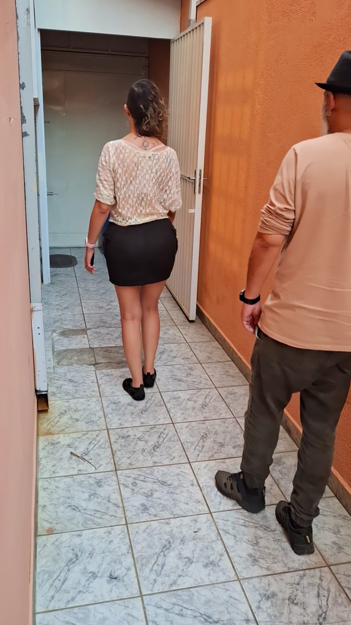 Victor SweetCoupleStories: Freeze Time with the Blind Girl in the Alley.