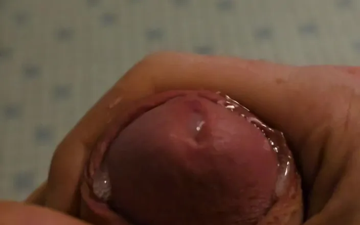 Ginger Wolf: Daily Masturbation with Big Cumshot