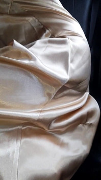 Gold Satin Dress melancap dan pancutan mani dalam pakaian