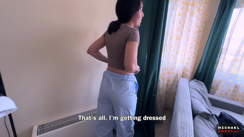 Michael Frost Pro: Wanita pembersih Asia membiarkanku menidurinya