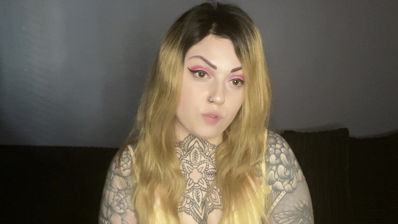 Miss Valentina: Bully Takes Your Lunch Money