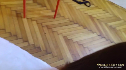 Mugur's World: Peituda linda engole cargas de porra depois de foda na...