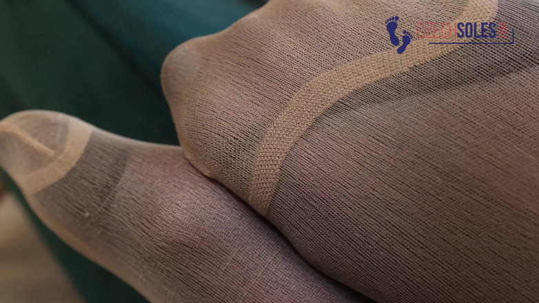 Czech Soles - foot fetish content: Picioarele ei nu se vor opri din creștere
