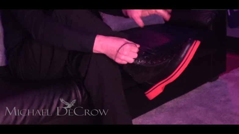 Studio DeCrow: Stivali nuovi