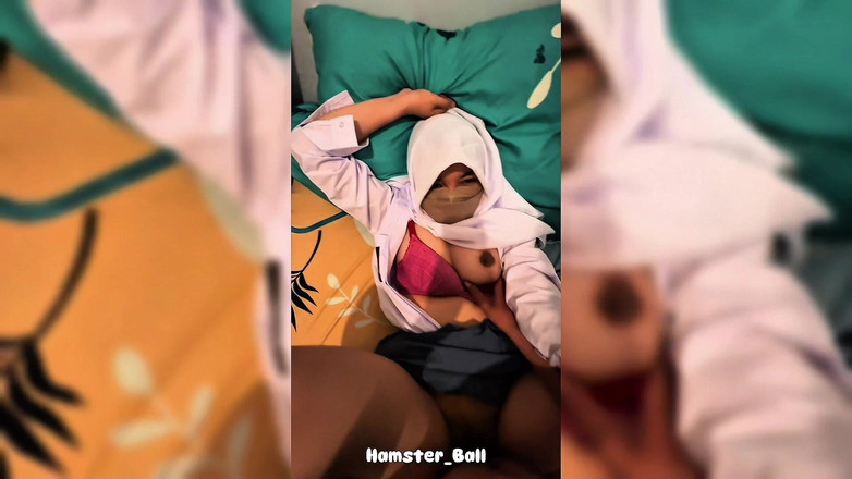Hamster_Ball: Hijab Girl From Islamic Boarding College 18+ Practices Biology with Her...