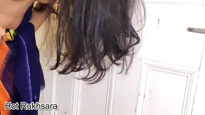 hot_rukhsara: Mi ex novia viene a mi casa y folla sexo...