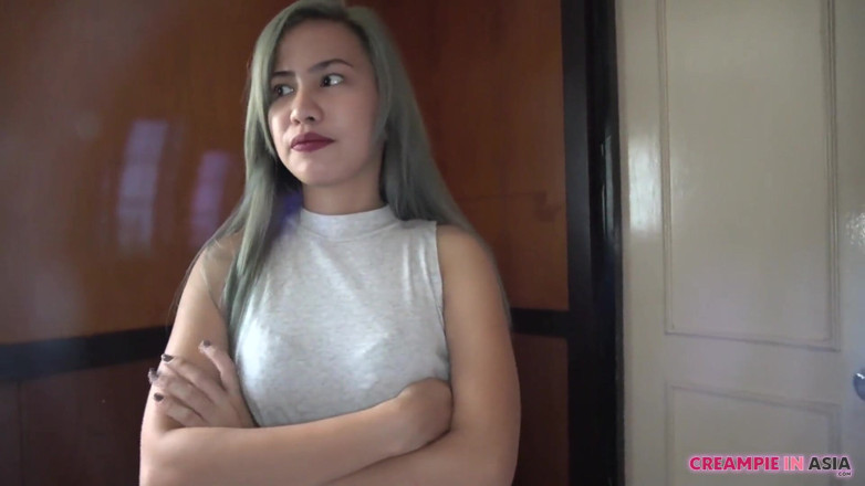 Creampie In Asia: En vacker ung flicka knullades en gammal man (50 -talet). Hon var...