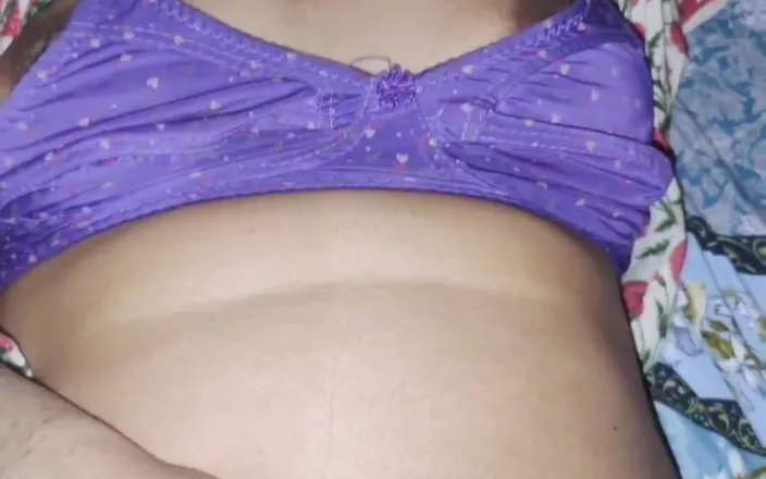 Faryal: V noci jsem šel do pokoje své švagrové a užil si těsný...