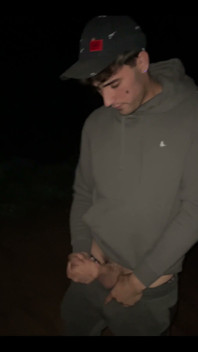 Sperma help me te ontladen in deze chav-jongen tijdens het cruisen
