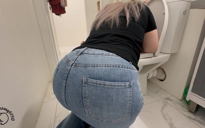Your fantasy studio: Jeans Fart &amp; Gag: Toilet Turmoil