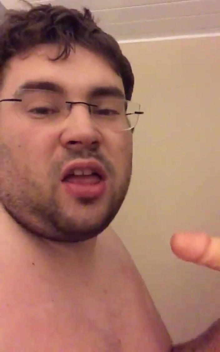 Gavin Russell: 吮吸假阳具