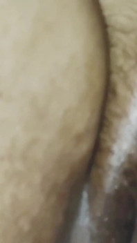 Je me caresse la chatte pour une troisième séance